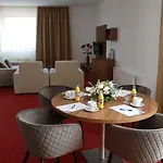 Hotel Saffron 4*