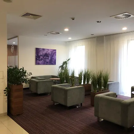 Saffron 4*