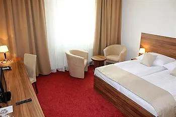 Otel Saffron 4*