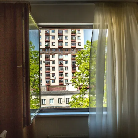 Saffron Hotel