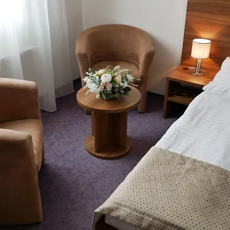 Hotel Saffron 4*